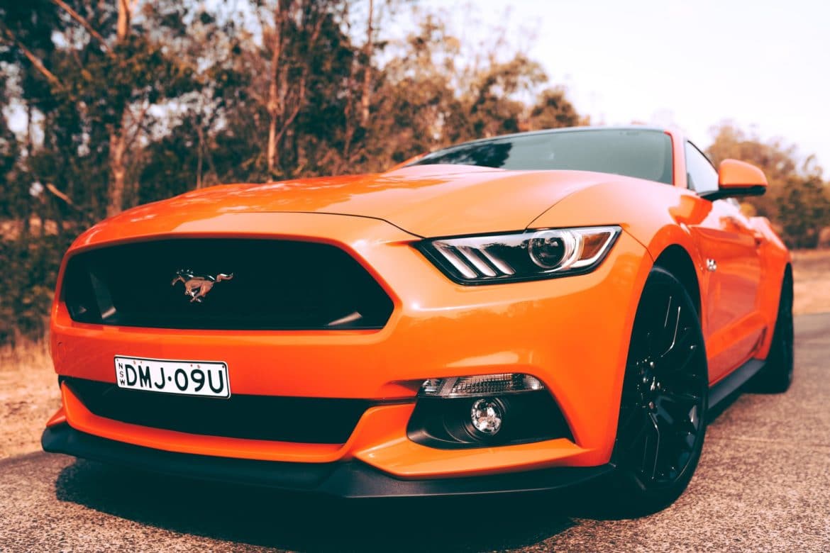 angus-gray-8-V4T4bGlM4-unsplash orange mustang